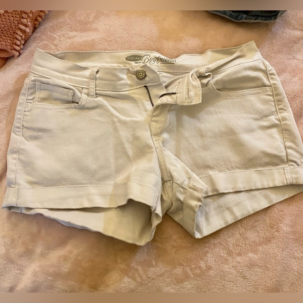 Old Navy White Boyfriend Denim Shorts